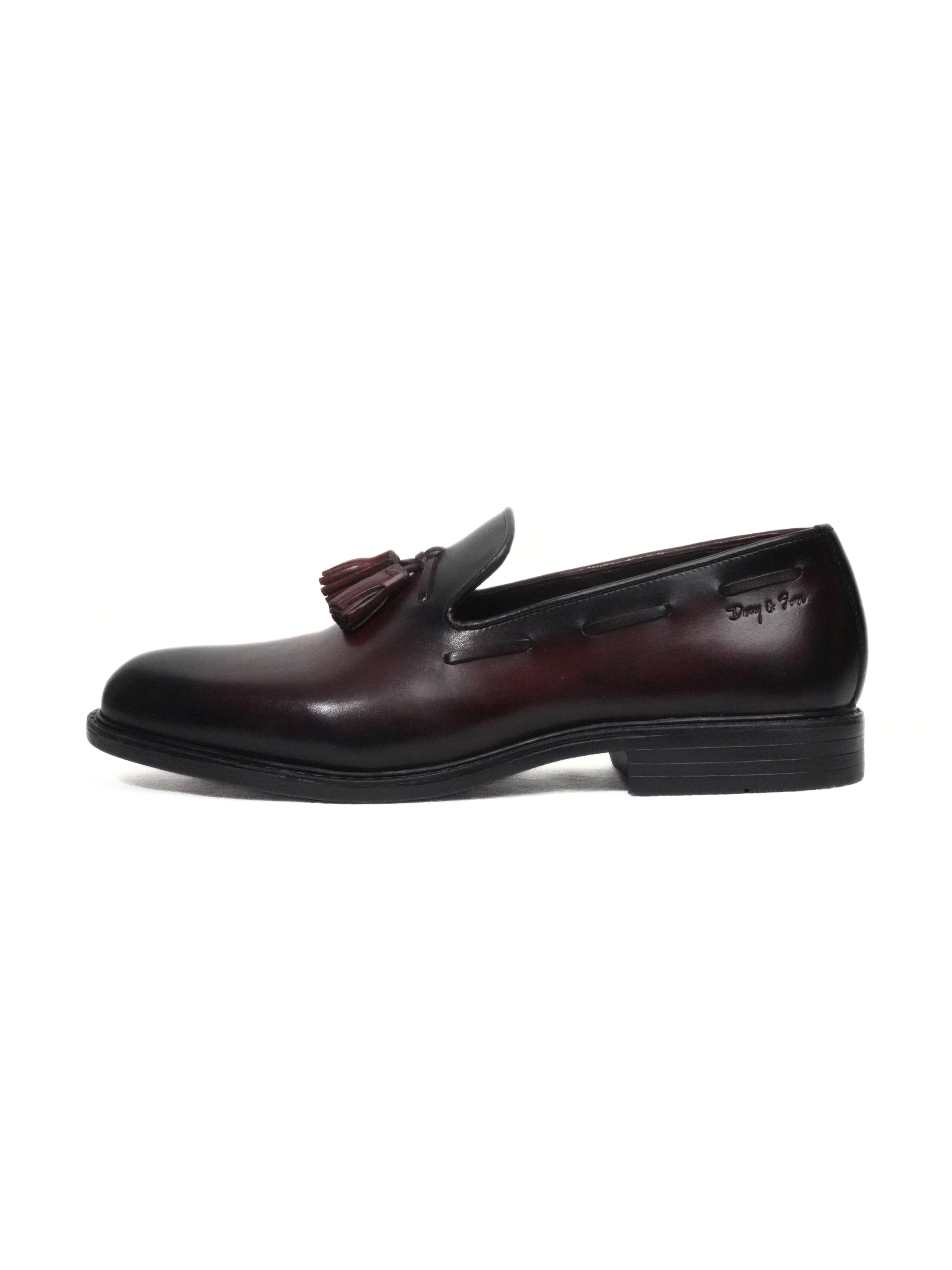 Capri Valente Tassel Loafer